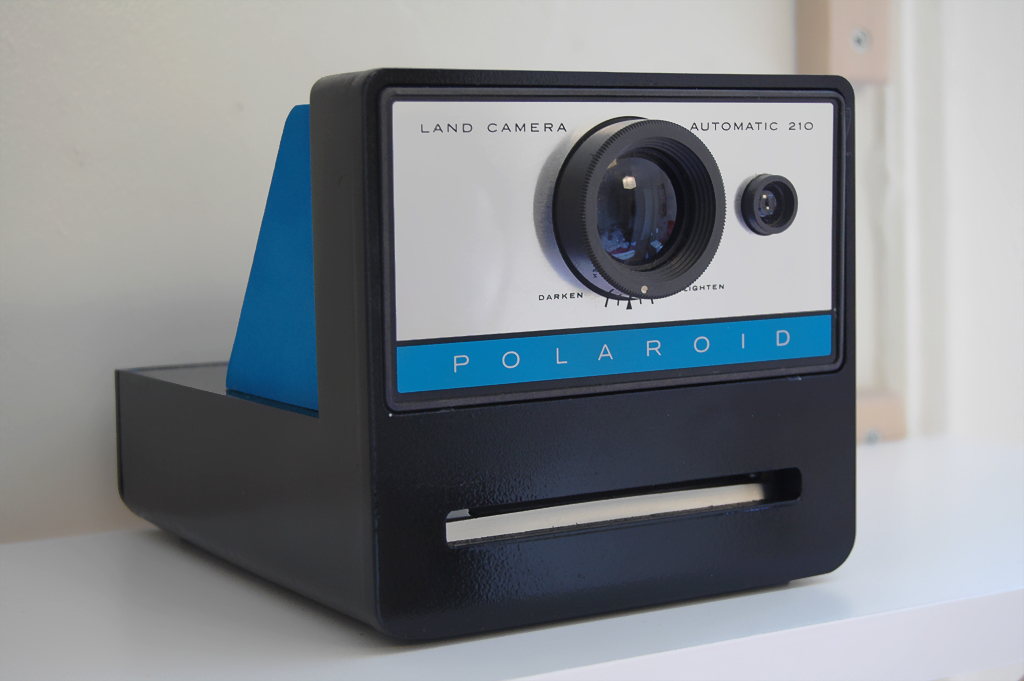 polaroid cacher front